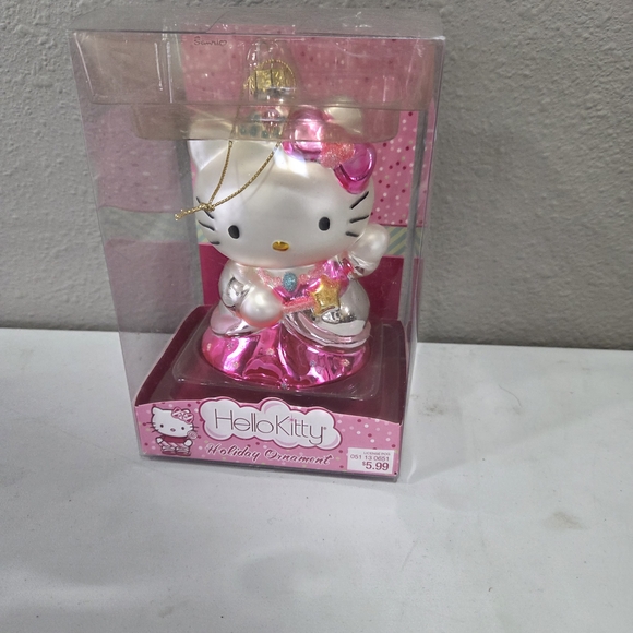 Hello Kitty Holiday Ornament - Picture 1 of 6